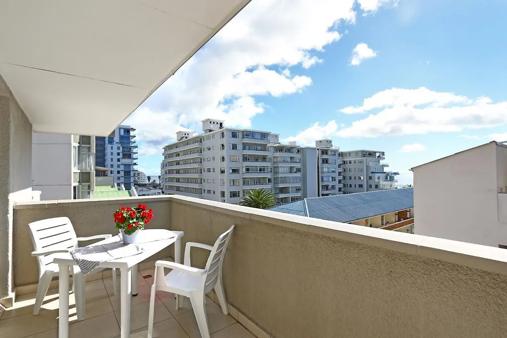 ホテル ホテルThe Regency At Amalfi ケープタウン
